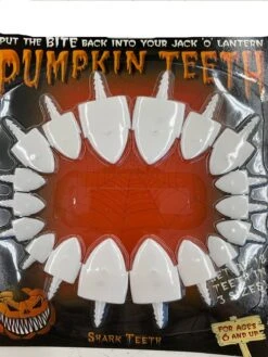 Pumpkin Shark Teeth